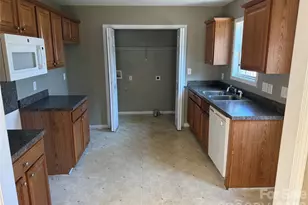 406 N Caldwell St, Salisbury, NC 28144 - Photo 3