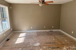 406 N Caldwell St, Salisbury, NC 28144 - Photo 5
