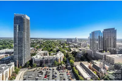 333 W Trade Street W #2603, Charlotte, NC 28202 - Photo 23