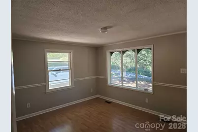 2782 West View Street, Hickory, NC 28601 - Photo 5