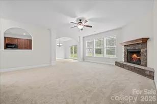 9 Saffron Way, Taylors, SC 29687 - Photo 5