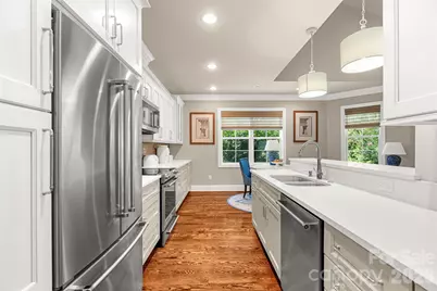 211 Towne Place Drive, Hendersonville, NC 28792 - Photo 11