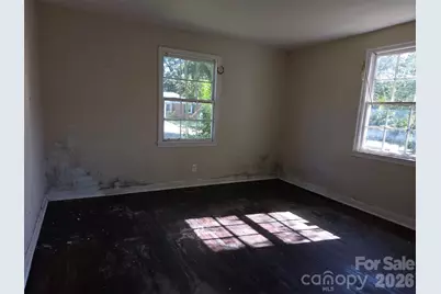 1516 Herrin Avenue, Charlotte, NC 28205 - Photo 7