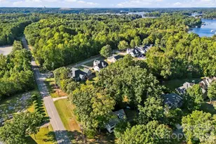 109 Fulton Farms Ln, Mooresville, NC 28117 - Photo 37