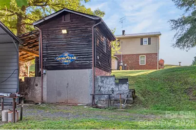 4425 Littlejohn Church Road, Lenoir, NC 28645 - Photo 21