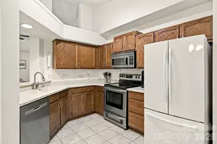 8536 Woodford Bridge Dr, Charlotte, NC 28216 - Photo 11