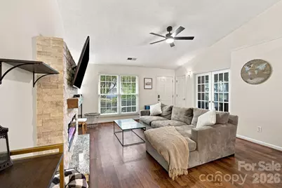 8536 Woodford Bridge Drive, Charlotte, NC 28216 - Photo 7