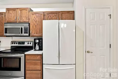 8536 Woodford Bridge Drive, Charlotte, NC 28216 - Photo 15