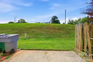 9678 Old Gate Dr, Charlotte, NC 28105 - Photo 17