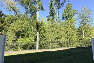 1027 Grays Ml Rd, Charlotte, NC 28215 - Photo 3