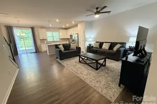 1027 Grays Ml Rd, Charlotte, NC 28215 - Photo 11