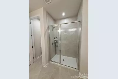 1027 Grays Mill Road, Charlotte, NC 28215 - Photo 31