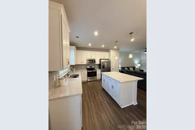 1027 Grays Mill Road, Charlotte, NC 28215 - Photo 21