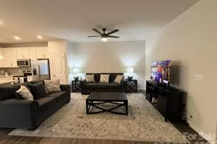 1027 Grays Ml Rd, Charlotte, NC 28215 - Photo 13