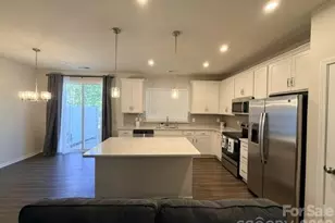 1027 Grays Ml Rd, Charlotte, NC 28215 - Photo 15