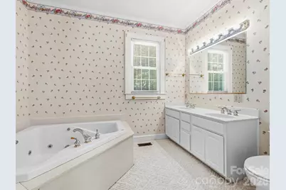 1308 Charlotte Highway, Fairview, NC 28730 - Photo 23