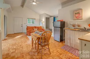 5 Parkway Creek Dr, Asheville, NC 28803 - Photo 23