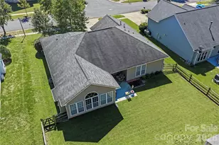13318 Planters Row Dr, Charlotte, NC 28278 - Photo 27