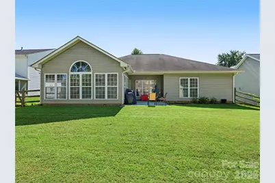 13318 Planters Row Drive, Charlotte, NC 28278 - Photo 25