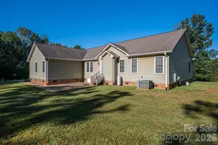 4252 Goodson Rd, Maiden, NC 28650 - Photo 39