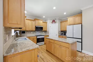 107 Dupree Ln, Mooresville, NC 28115 - Photo 9