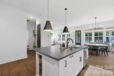 5212 Lynnville Avenue, Charlotte, NC 28205 - Photo 7