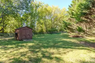 9008 Meredith Leigh Ln, Cherryville, NC 28021 - Photo 11