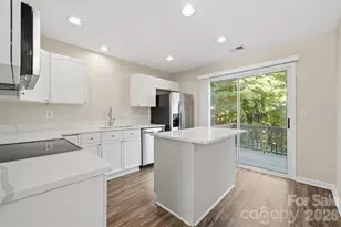 641 Mountainwater Dr, Charlotte, NC 28262 - Photo 11
