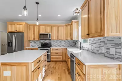2366 W Paradise Harbor Drive, Connelly Springs, NC 28612 - Photo 9