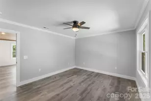 2366 W Paradise Harbor Dr, Connelly Springs, NC 28612 - Photo 29