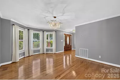 1058 13th Avenue Place NW, Hickory, NC 28601 - Photo 5