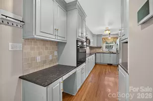 1058 13th Ave Pl NW, Hickory, NC 28601 - Photo 13