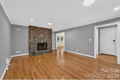 1058 13th Avenue Place NW, Hickory, NC 28601 - Photo 17