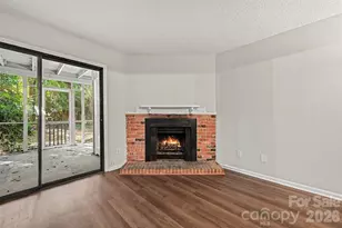 8005 Horse Chestnut Ln, Charlotte, NC 28277 - Photo 7