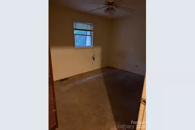 220 14th Avenue SE #2-D, Hickory, NC 28602 - Photo 3