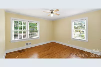 1004 S South Street, Gastonia, NC 28052 - Photo 17