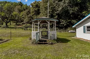 1878 Bolens Creek Rd, Burnsville, NC 28714 - Photo 5