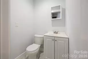 2520 Alleghany St, Charlotte, NC 28208 - Photo 37