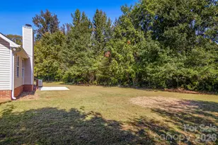4318 Frank Vance Rd, Charlotte, NC 28216 - Photo 37