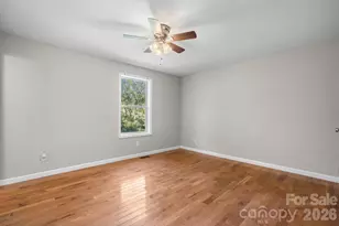 934 Fairview Dr SW, Lenoir, NC 28645 - Photo 9