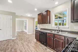 244 Mud Creek Rd, Fletcher, NC 28732 - Photo 7