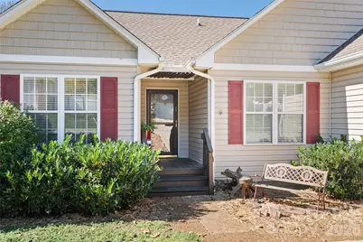25 Village Street, Clyde, NC 28721 - Photo 3