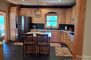 101 Trinity Dr, Clyde, NC 28721 - Photo 9