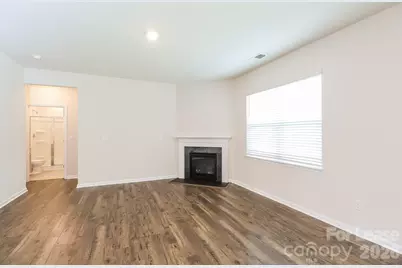 132 Scotsway Court, Troutman, NC 28166 - Photo 5