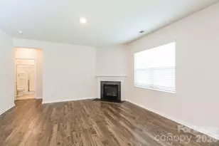 132 Scotsway Ct, Troutman, NC 28166 - Photo 5