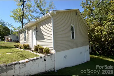 329 Morehead Road, Marion, NC 28752 - Photo 3