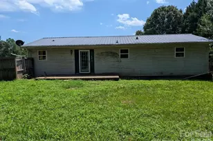 1859 Rollins Dr, Catawba, NC 28609 - Photo 5