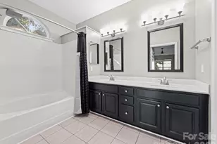 10305 Flat Stone Rd, Charlotte, NC 28213 - Photo 13