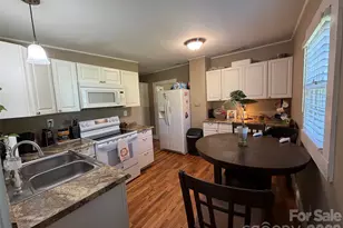 41 Whitner Dr, Marion, NC 28752 - Photo 11