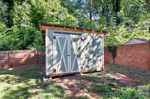 2736 Royston Rd, Charlotte, NC 28208 - Photo 29